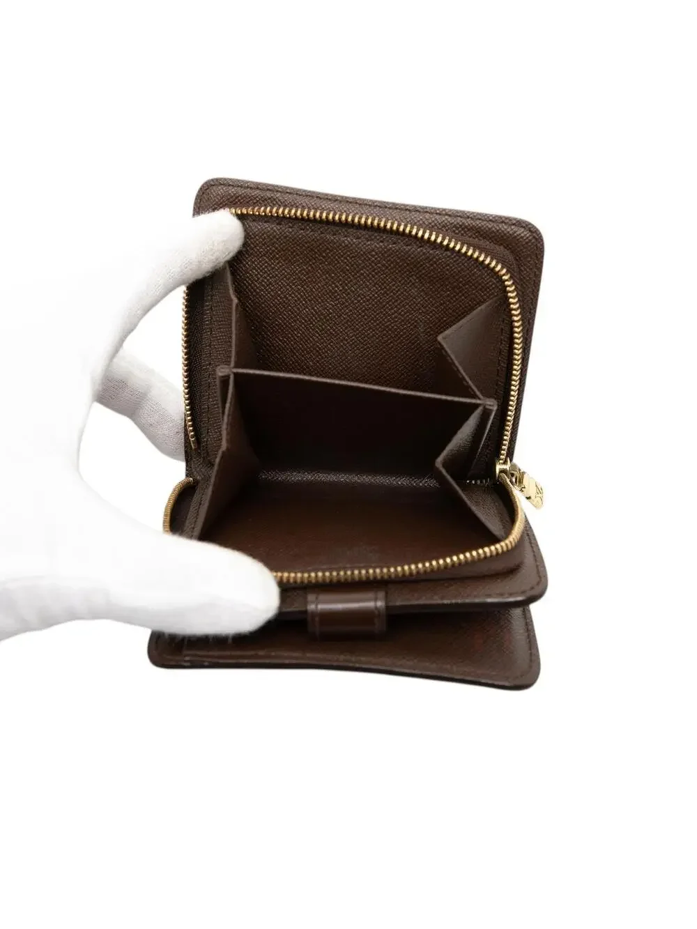 Louis Vuitton discover timeless